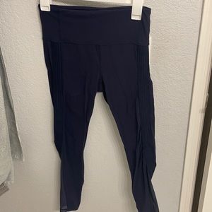 Athleta 7/8 Salutation leggings